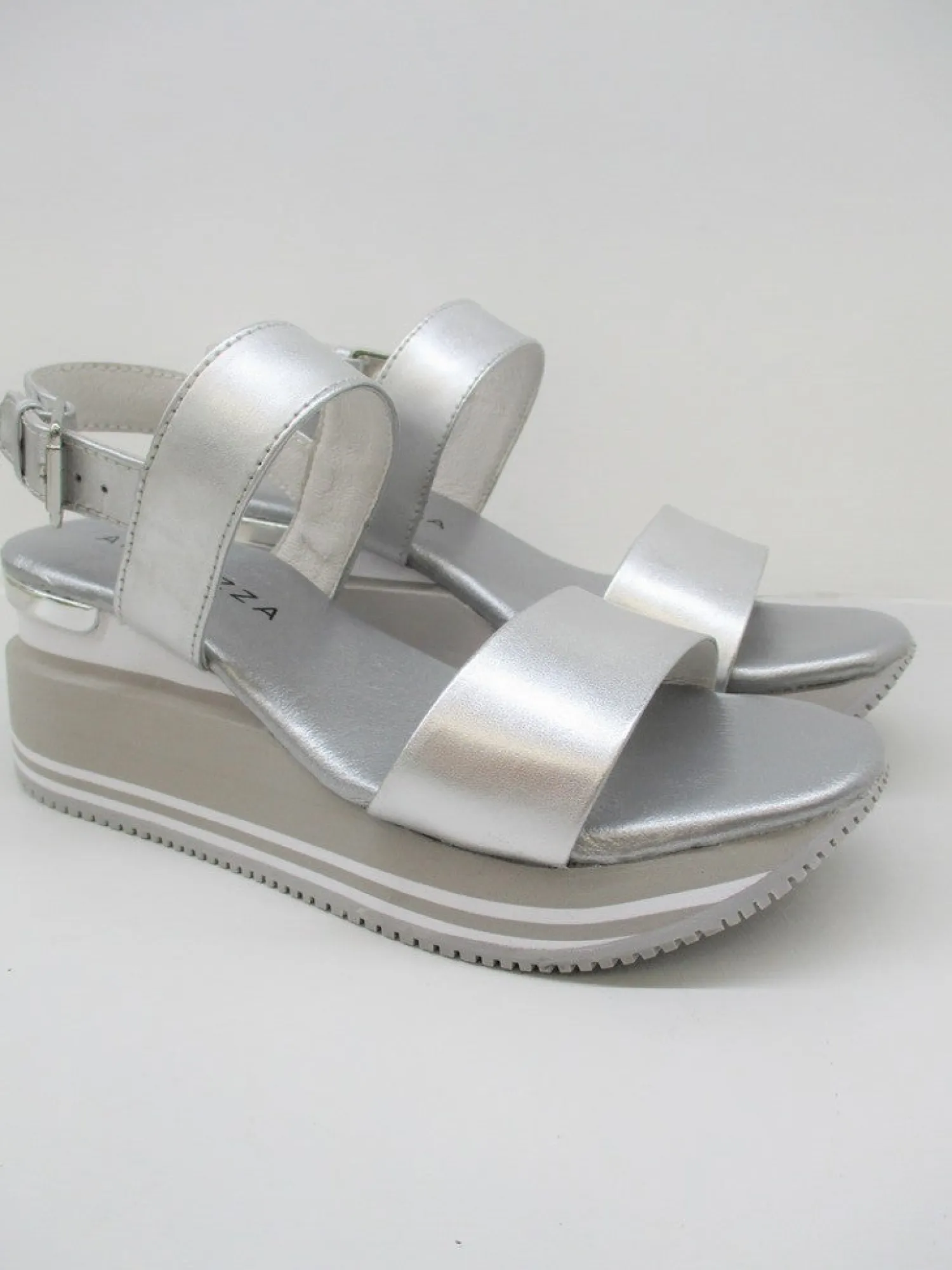 Sandalo pelle donna Helyette argento<Apepazza New