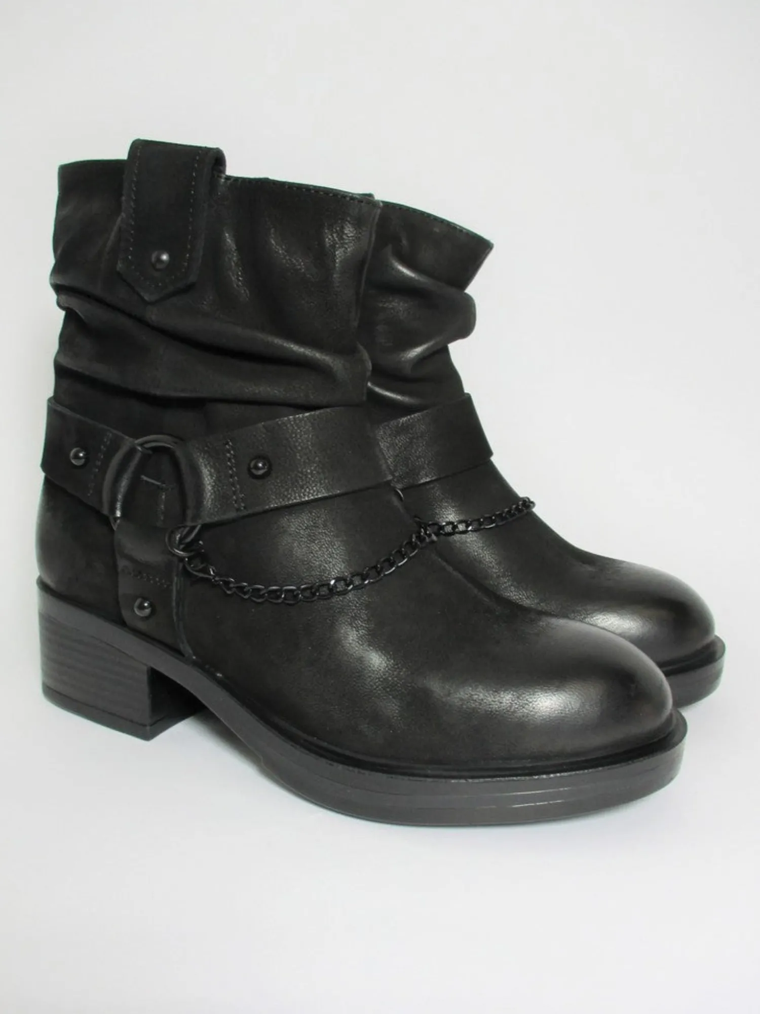 Tronchetto pelle donna BENTLEY nero<Apepazza Hot